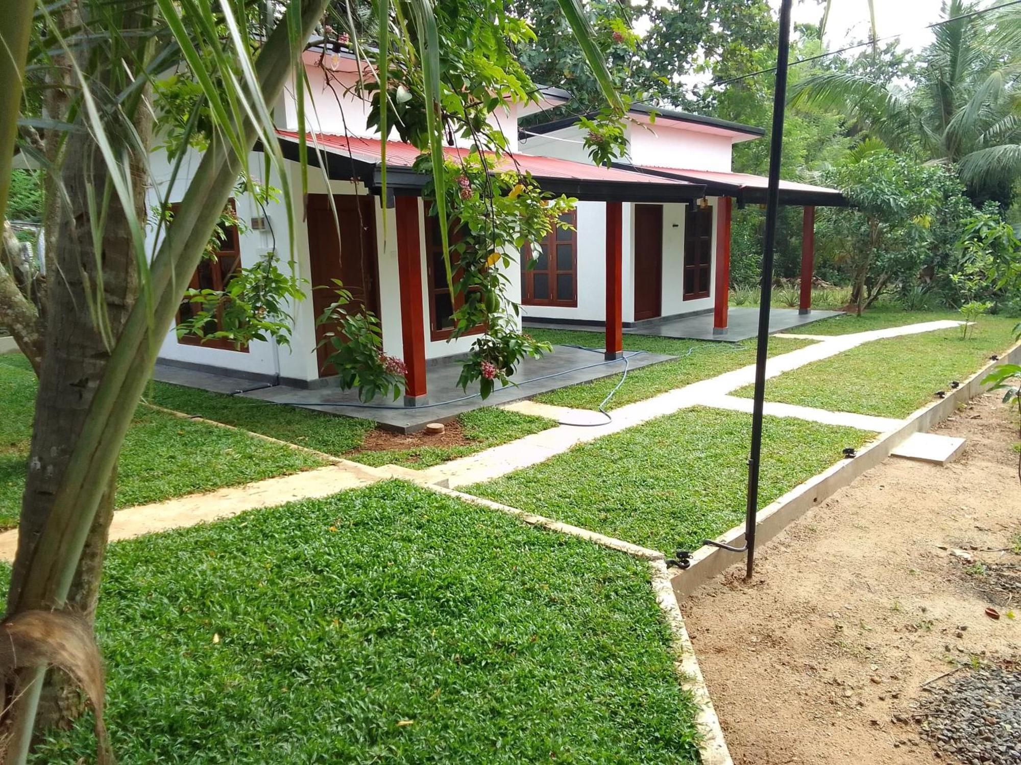 Udawalawa Safari Resort Udawalawe Exteriör bild